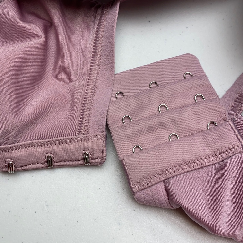 Victoria's Secret Dusty Rose Molded T-Shirt Bra - Picture 3 of 5